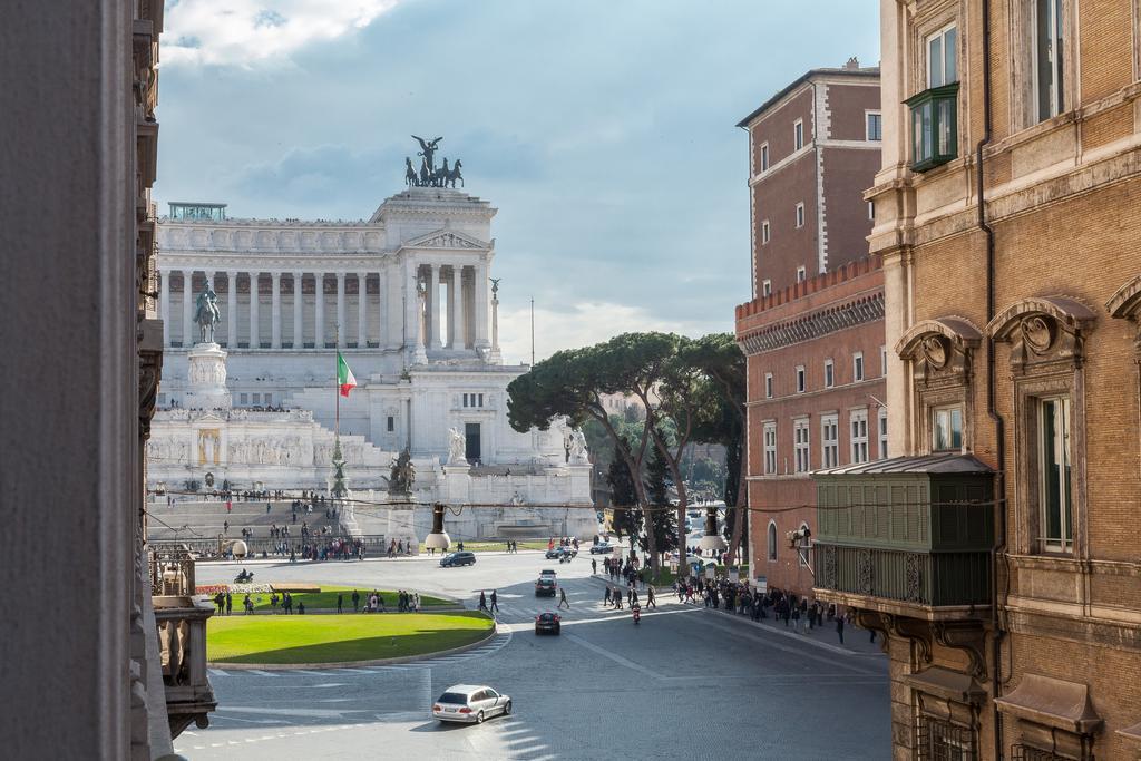 Amazing Suite Piazza Venezia Ρώμη Εξωτερικό φωτογραφία